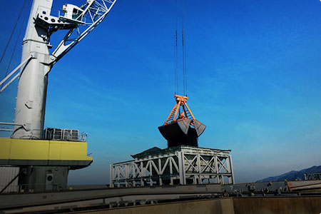 煤炭、礦石、木材、牲畜、谷物