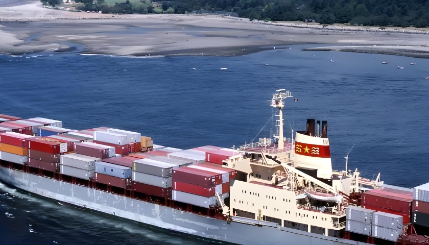 散貨船海運(yùn)