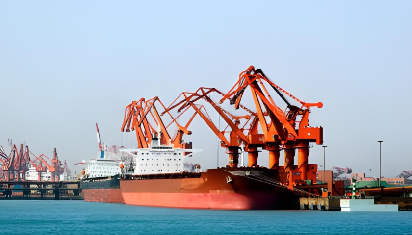 上海大型散貨船