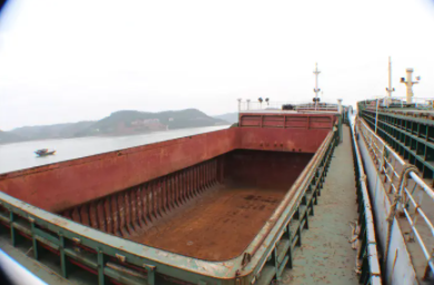 怎樣通過科學(xué)高效管理提高散貨船運(yùn)輸效率？