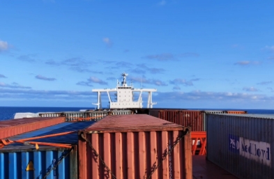 上海大型散貨船不僅是經(jīng)濟(jì)發(fā)展的推手，更是連接世界的紐帶