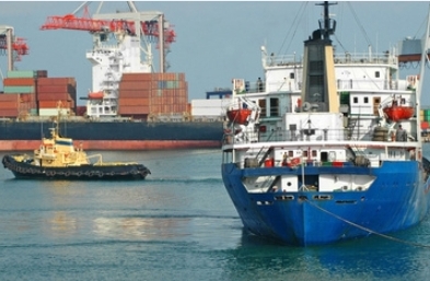 散貨船為世界經(jīng)濟(jì)的繁榮貢獻(xiàn)自己的力量