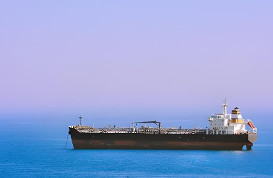 干貨船作為一種特殊的運(yùn)輸工具，在全球經(jīng)濟(jì)一體化的背景下發(fā)揮著至關(guān)重要的作用