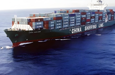 在全球化的經(jīng)濟(jì)浪潮中，散貨船能夠在海上運(yùn)輸扮演著至關(guān)重要的角色