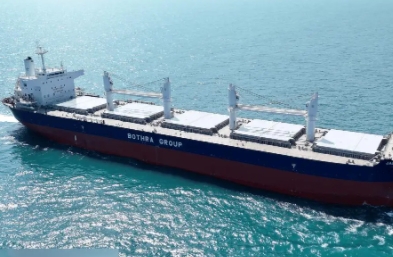 散貨船裝貨涵蓋了復(fù)雜的工程技術(shù)、精細(xì)的運(yùn)營管理以及對環(huán)境的考量