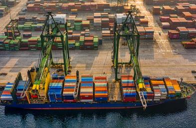 從散貨到集裝箱，干貨船在全球貿(mào)易中究竟扮演怎樣的關鍵角色？