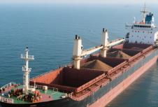 萬噸巨輪背后的秘密：散貨船在全球物流中的不可替代角色